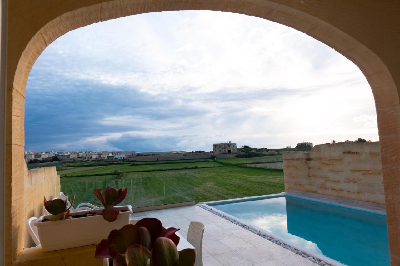 Inni Holiday Home With Infinity Pool Gharb  Luaran gambar